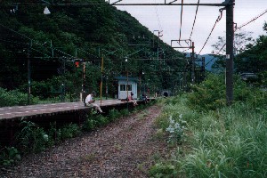 �y���w�z�[��